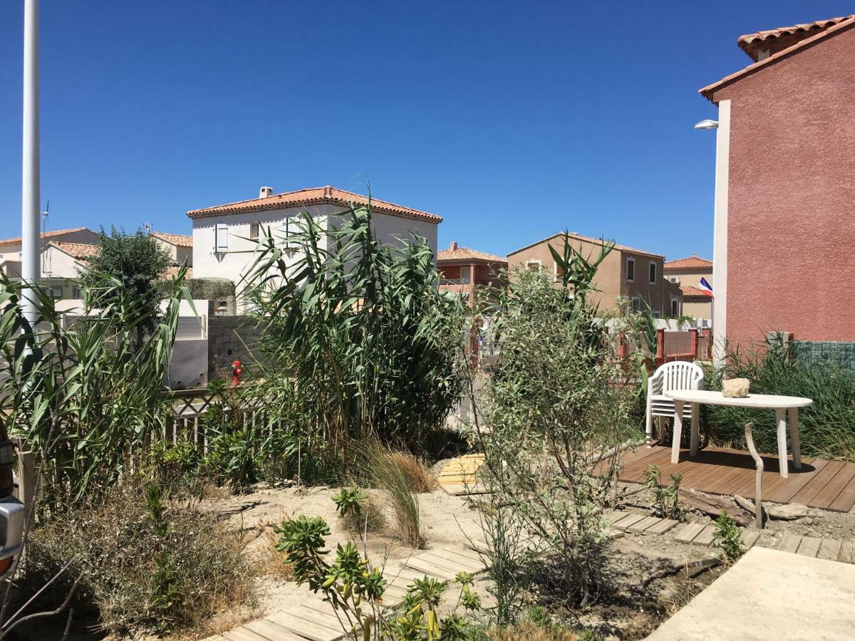 En Camargue Daire Salin-de-Giraud Dış mekan fotoğraf
